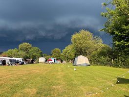 Thunder rolling in!