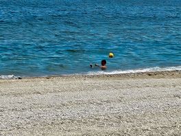 Plage a cailloux