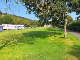 Middle field pitches