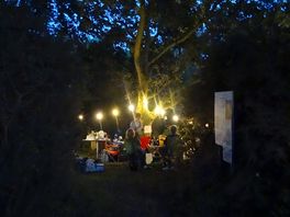 Joe' pitch by night