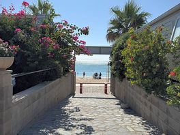 Acceso playa