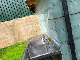 Outdoor washing up station