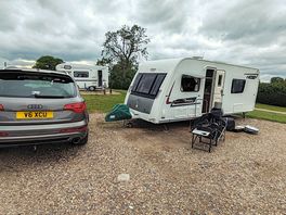 Caravan plot with electric
