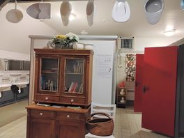 The ablution block and wash-up area is unisex with very interesting and rather fun decor.