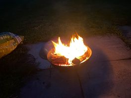 Nice little camp fire to keep us warm in the evenings