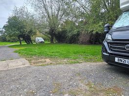 Nice quiet site