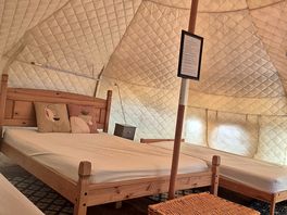 Belle tent deluxe inside