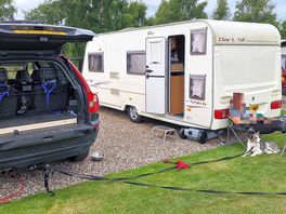 Big spaces for setting up. could have easily fitted our awning in there too with the car and caravan