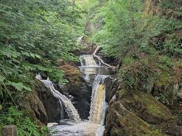 Nearby trails