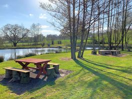 Picnic area next to the lake