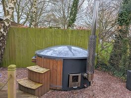 Hot tub