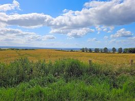 Beatiful scenery for the budding photographer