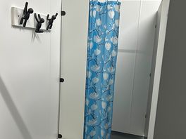 Shower cubicle