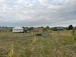 Large grounds