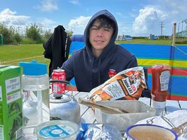 Post surf chilling.
