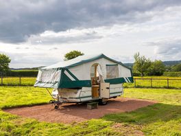 Trailer tent