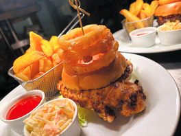 Oddfellows jerk chicken burger