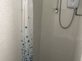 Clean shower room