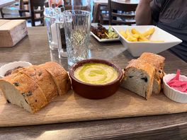 Welsh rarebit fondue - delish