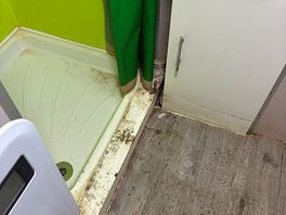 Men’s facilities
