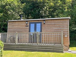 Shepherd's Hut - Belle