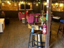 Cosy bar