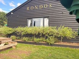 Rondos on-site bar