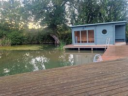 Sauna and lake for wild swimming