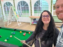 Pool table