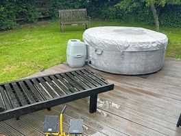 Hot tub