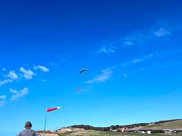 Loads of hang gliders to watch every day