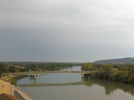 City next to camping vieuw