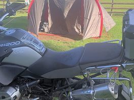 Nice days ride. tent pitched. off to the pub for a meal. great british touring.