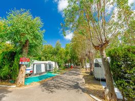 Caravan pitches