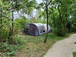 Lovely pitch site, large tent fitted perfectly