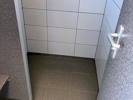 Clean bathrooms