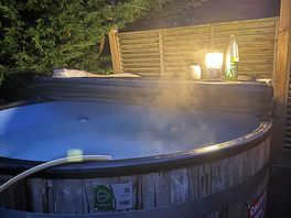 Hot tub