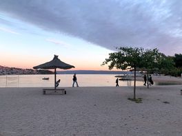 Atardecer desde la playa del camping