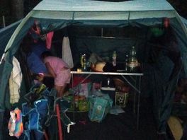 ⛺