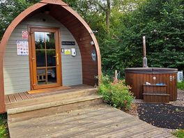 Monnow pod