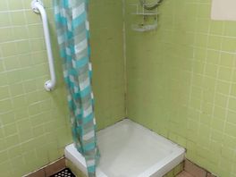 Mouldy shower walls