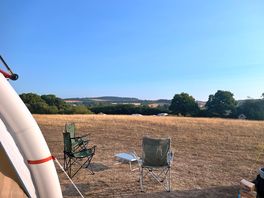 Top field pitch