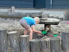 In de speeltuin