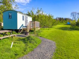 Tummelberry Exterior