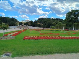 Schloss schonbrunn in vienna