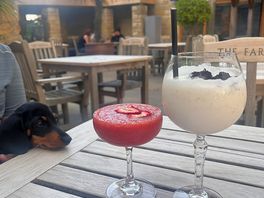 Drinks at the farrier