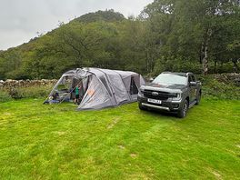 🏕️