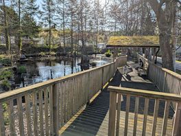 Site pond