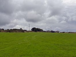 Looking up the field. toilets at the top on right