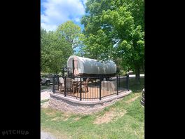 Santa Fe trail exterior